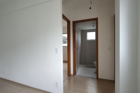 Sala de apartamento à venda com 2 quartos, 48m² em Taquara, Rio de Janeiro