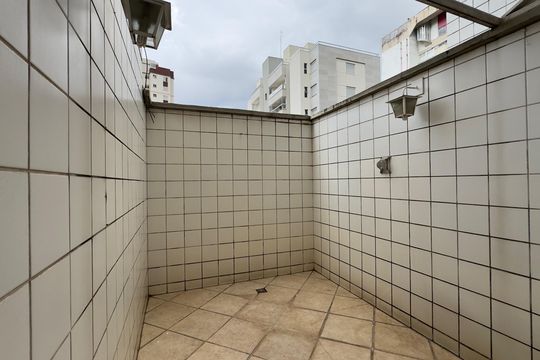 Área externa de apartamento para alugar com 2 quartos, 145m² em Buritis, Belo Horizonte