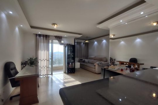 Sala de apartamento à venda com 3 quartos, 72m² em Jardim Maria Rosa, Taboão da Serra
