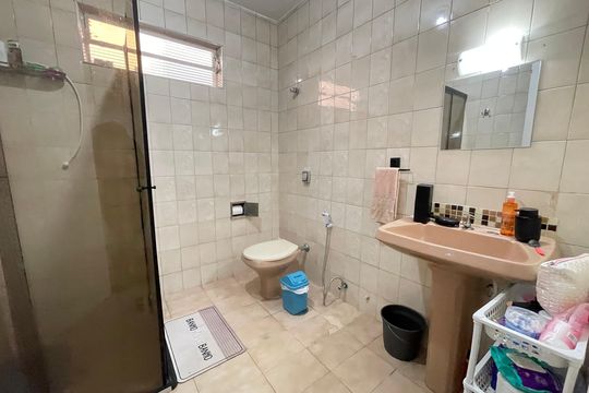 Banheiro de apartamento para alugar com 1 quarto, 28m² em Jardim Peri Peri, São Paulo