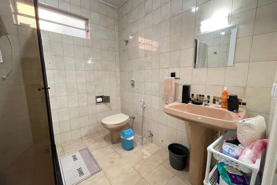 Banheiro de apartamento para alugar com 1 quarto, 28m² em Jardim Peri Peri, São Paulo