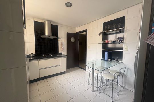 Cozinha de apartamento para alugar com 3 quartos, 128m² em Nova Suiça, Goiânia
