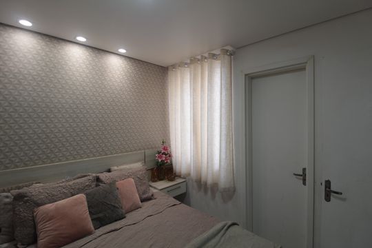Suite de apartamento para alugar com 2 quartos, 55m² em Planalto, Belo Horizonte