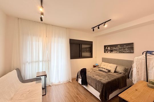 Quarto de kitnet/studio à venda com 1 quarto, 28m² em Jardim das Acacias, São Paulo