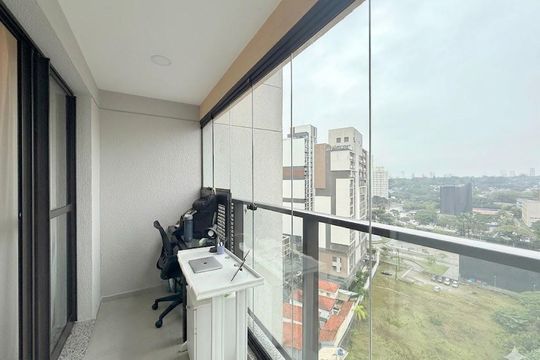 Sacada de kitnet/studio para alugar com 1 quarto, 28m² em Jardim das Acacias, São Paulo