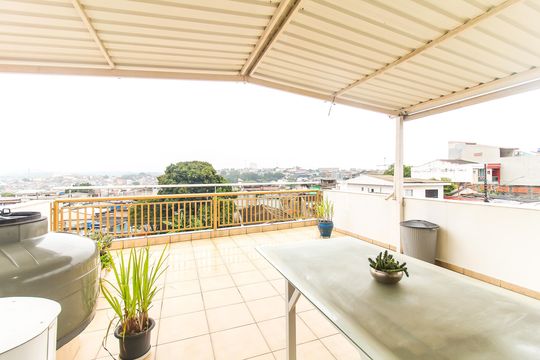 Terraço de casa para alugar com 5 quartos, 370m² em Cidade Líder, São Paulo