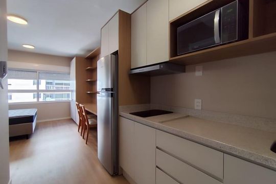 Cozinha de kitnet/studio para alugar com 1 quarto, 27m² em Passo d’Areia, Porto Alegre
