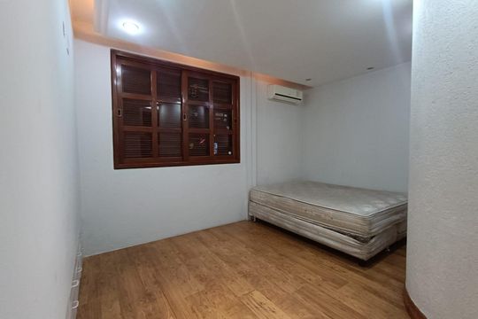 Casa para alugar com 4 quartos, 420m² em Jardim Riacho das Pedras, Contagem
