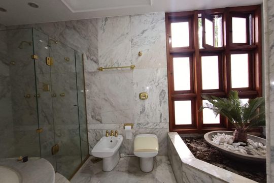 Casa para alugar com 4 quartos, 420m² em Jardim Riacho das Pedras, Contagem