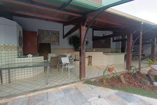 Casa para alugar com 4 quartos, 420m² em Jardim Riacho das Pedras, Contagem