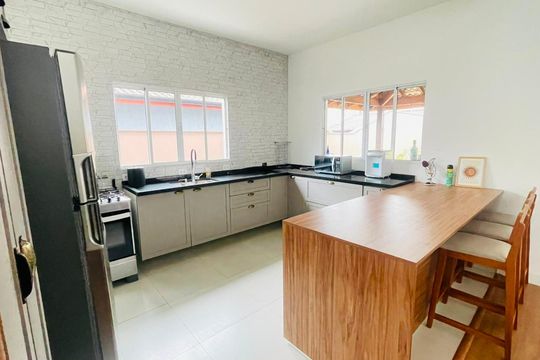 Cozinha de casa de condomínio para alugar com 3 quartos, 202m² em Portal do Santa Paula, Cotia