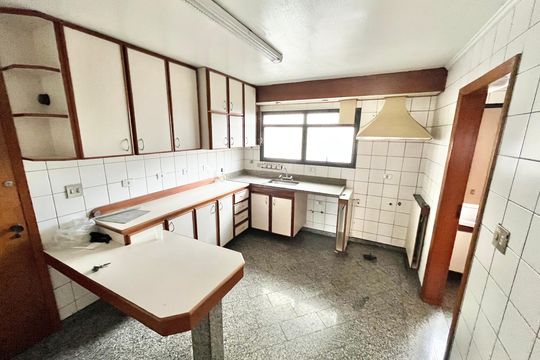 Cozinha de apartamento à venda com 4 quartos, 160m² em Jardim São Paulo, São Paulo