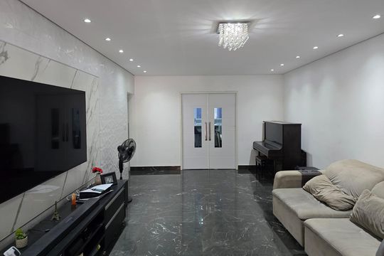 Casa à venda com 4 quartos, 295m² em Jardim Rosana, Guarulhos