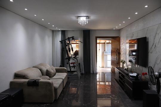 Sala  de casa à venda com 4 quartos, 295m² em Jardim Rosana, Guarulhos