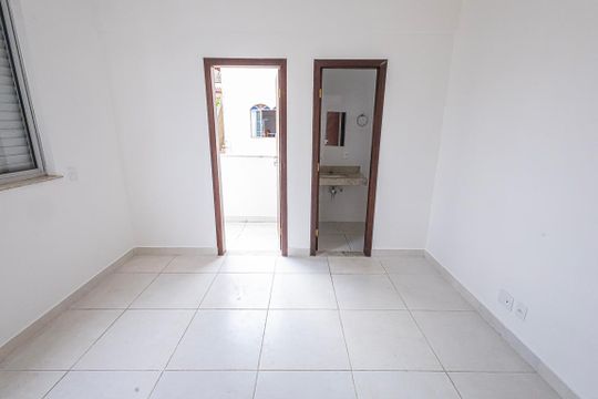 quarto 1 / suite e varanda de apartamento para alugar com 2 quartos, 69m² em Liberdade, Belo Horizonte