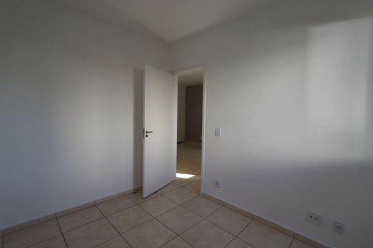Quarto 2 de apartamento para alugar com 2 quartos, 46m² em Valentina Figueiredo, Ribeirão Preto