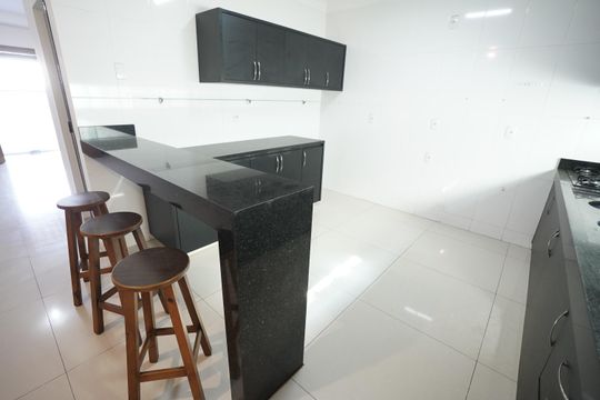 Sala de jantar de casa à venda com 3 quartos, 136m² em Parque Amazonia, Goiânia