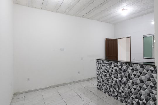 Kitnet/Studio para alugar com 1 quarto, 26m² em Parque Burle, Cabo Frio
