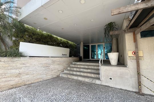 Fachada de apartamento para alugar com 2 quartos, 130m² em Gonzaga, Santos