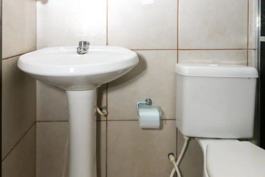 Banheiro de apartamento para alugar com 1 quarto, 36m² em São José, Canoas