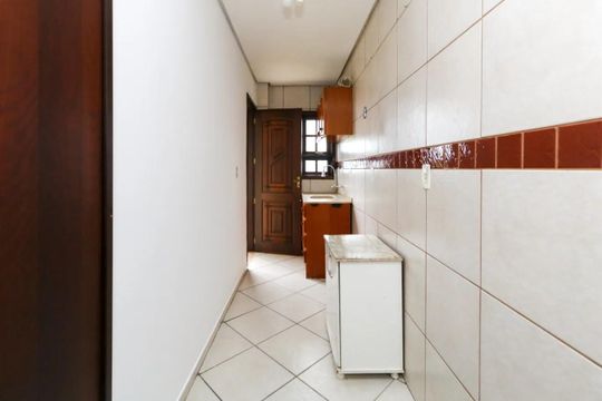 Cozinha de apartamento para alugar com 1 quarto, 36m² em São José, Canoas