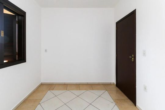 Quarto de apartamento para alugar com 1 quarto, 36m² em São José, Canoas