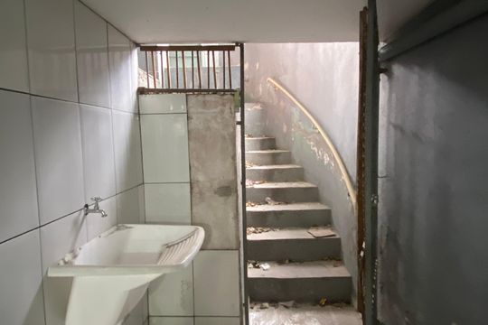 Área externa - Área de Serviço de casa à venda com 6 quartos, 600m² em São Pedro, Osasco