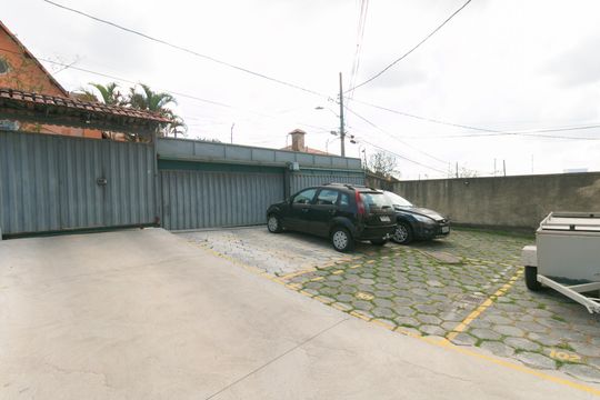 Apartamento para alugar com 3 quartos, 130m² em Santa Amelia, Belo Horizonte