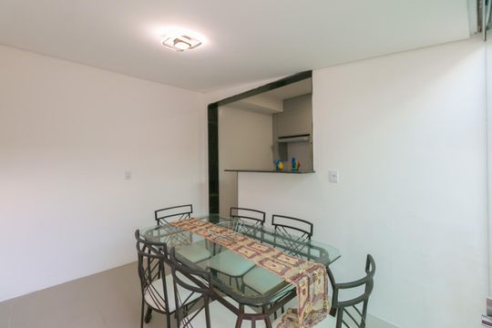Apartamento para alugar com 3 quartos, 130m² em Santa Amelia, Belo Horizonte