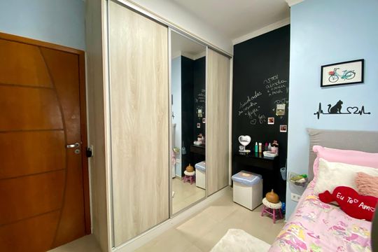 Suite 2 de casa à venda com 3 quartos, 137m² em Jardim Bom Clima, Guarulhos