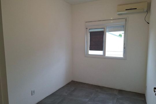 Quarto 1 de apartamento para alugar com 2 quartos, 46m² em Vila Santo Angelo, Cachoeirinha