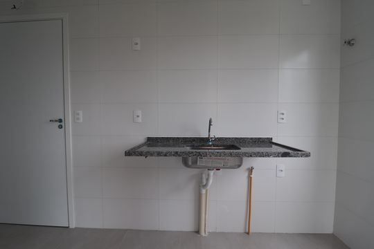 Cozinha de apartamento para alugar com 2 quartos, 40m² em Vila Eldizia, Santo André