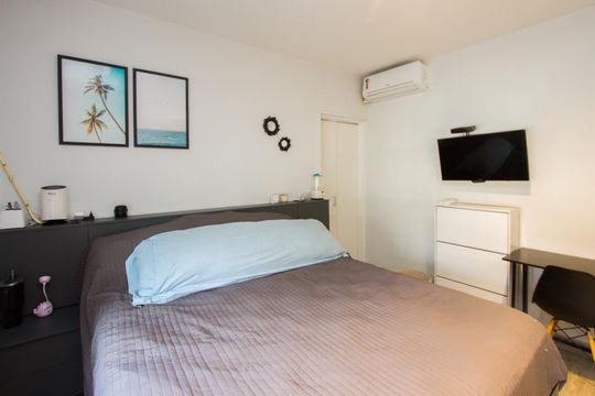 Casa à venda com 2 quartos, 120m² em Jardim das Acacias, São Paulo