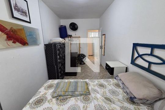 Quarto de apartamento para alugar com 1 quarto, 42m² em Aviação, Praia Grande