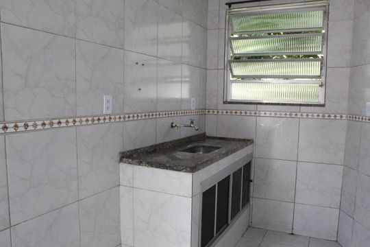 Casa para alugar com 1 quarto, 48m² em Jacarepaguá, Rio de Janeiro