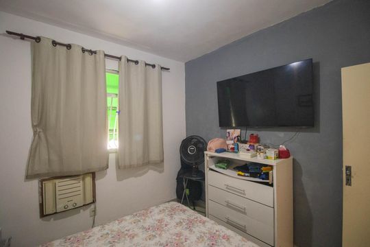 Quarto 1 de apartamento para alugar com 2 quartos, 46m² em Porto da Pedra, São Gonçalo
