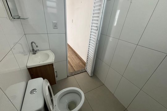 Banheiro de casa para alugar com 1 quarto, 25m² em Ermelino Matarazzo, São Paulo
