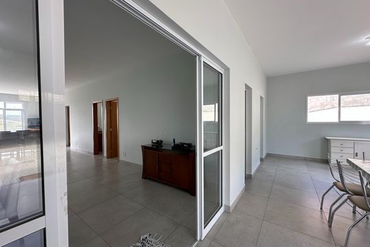 Cozinha de casa de condomínio para alugar com 5 quartos, 360m² em Parque Residencial Santa Paula, Jacareí