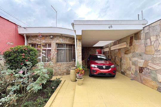 Garagem de casa à venda com 5 quartos, 214m² em Vila Primavera, São Paulo