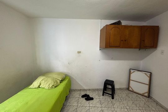 Casa à venda com 3 quartos, 672m² em Jardim São Jorge, São Paulo