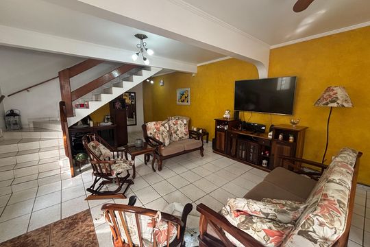 Sala  de casa à venda com 5 quartos, 300m² em Vila Rui Barbosa, São Paulo