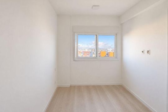 Quarto 2 de apartamento para alugar com 3 quartos, 66m² em Jardim Lindóia, Porto Alegre