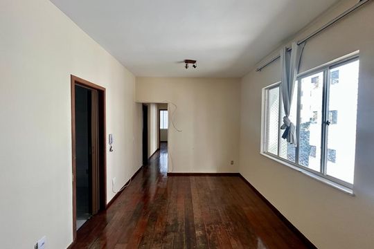 Apartamento para alugar com 3 quartos, 70m² em Buritis, Belo Horizonte