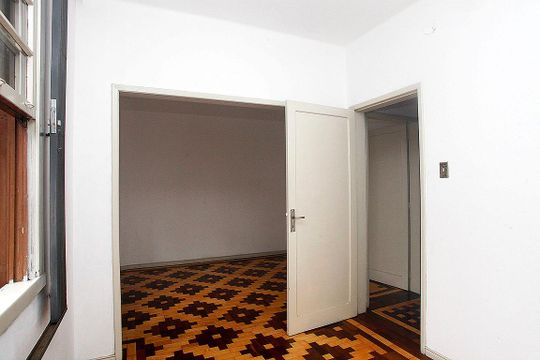 Sala 2 de apartamento para alugar com 1 quarto, 58m² em Azenha, Porto Alegre