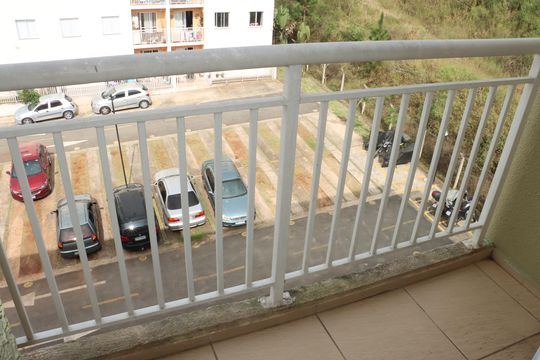 Varanda do Quarto 2 de apartamento para alugar com 2 quartos, 48m² em Lajeado, Cotia