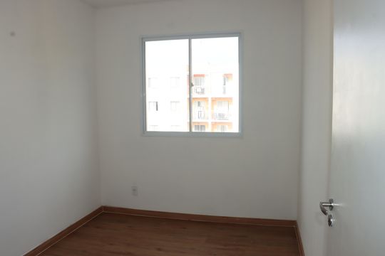 Quarto 2 de apartamento para alugar com 2 quartos, 48m² em Lajeado, Cotia
