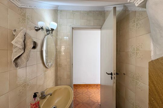 Lavabo - Casa 1 de casa à venda com 4 quartos, 200m² em Vila dos Remedios, São Paulo