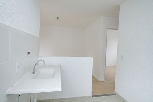 Cozinha de apartamento para alugar com 2 quartos, 42m² em Santa Cruz, Rio de Janeiro