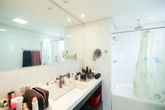 Banheiro da Suíte de apartamento para alugar com 2 quartos, 130m² em Vila Leopoldina, São Paulo