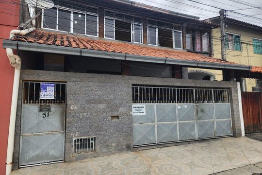 Fachada de casa para alugar com 2 quartos, 111m² em Lagoinha, São Gonçalo